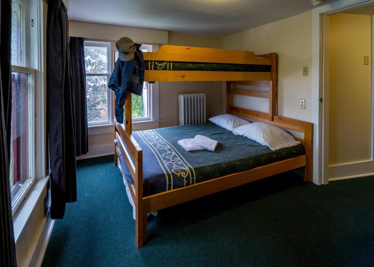 Hi Penticton - Hostel Zewnętrze zdjęcie